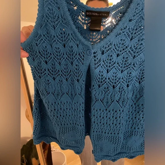 Design History Blue Cropped Ribbed Vest Top - Picture 2 of 3